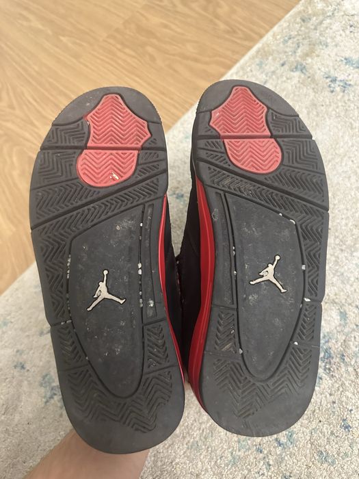 Jordan 4 Red Thunder