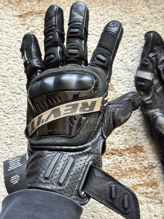 Мото екип Revit Cayenne Pro