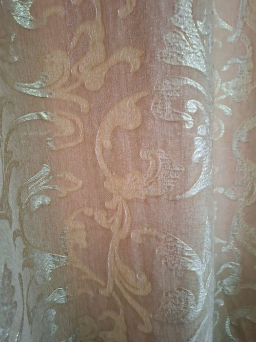 Продам карниз и шторы с тюль