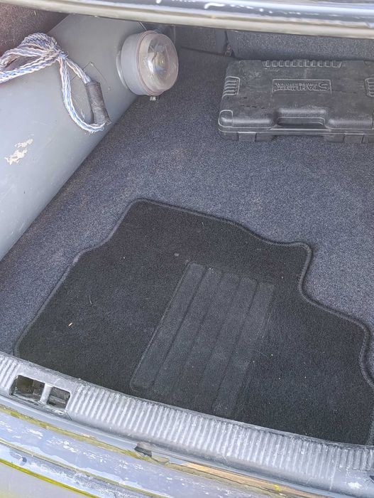 Продавам ауди а4