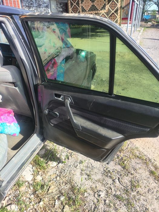 Мерседес 190 2куп 1990