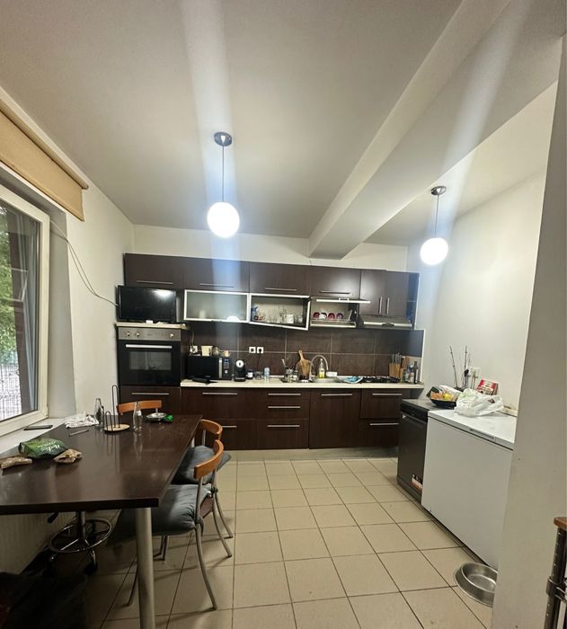 Casa Snagov cu iesire la padure