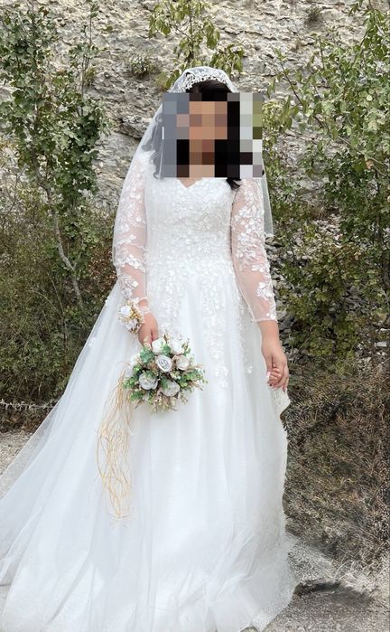 Продавам булченска рокля. ГОЛЯМ РАЗМЕР!