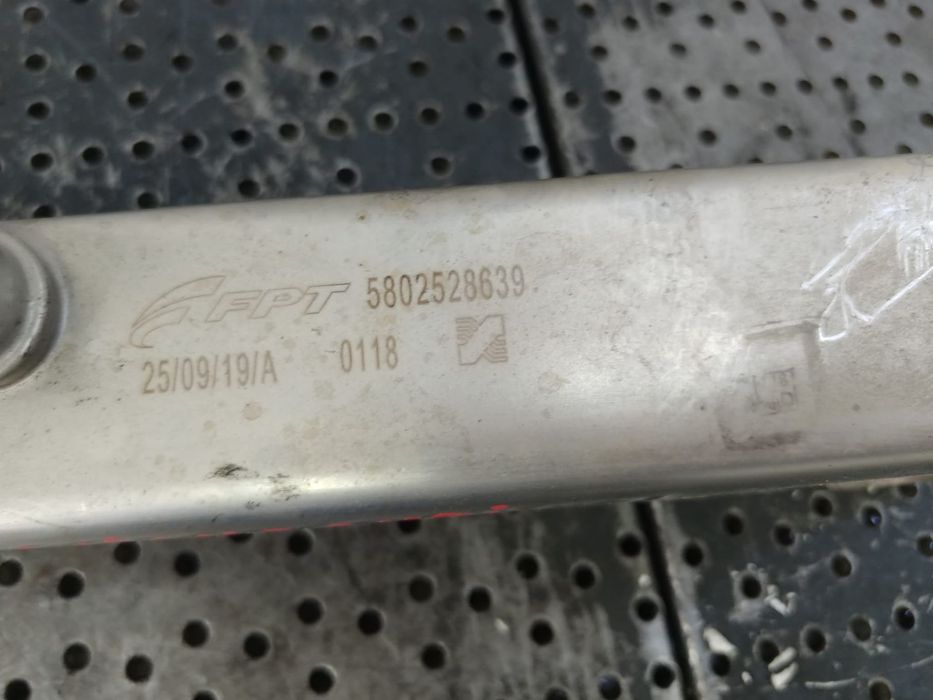 racitor gaze cu egr  f1agl411  2.3hpi euro 6  iveco daily 6   5802528639   5802531805