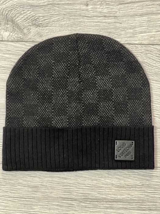 Caciula Louis Vuitton