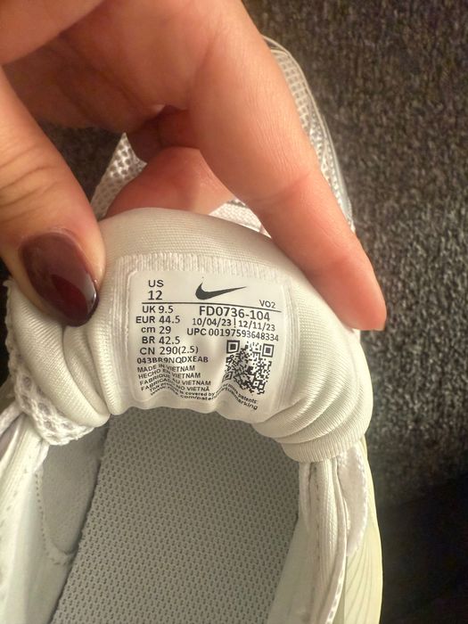 Мъжки маратонки Nike V2K Run