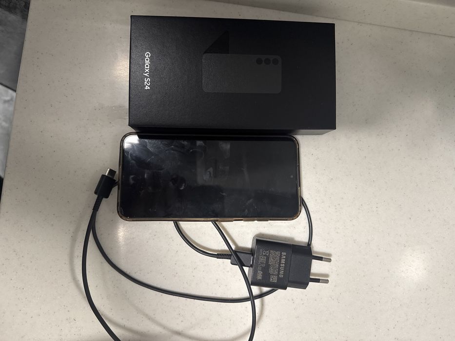 Samsung  s 24  128 гб