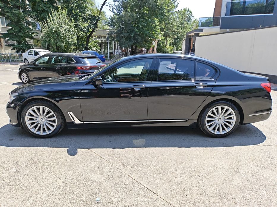 Bmw 750 XD 400 CP G12 Luxury Stare Perfecta Propietar Variante