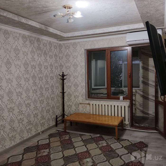 Новза метро якинида 2-хонали квартира срочно арендага берилади
