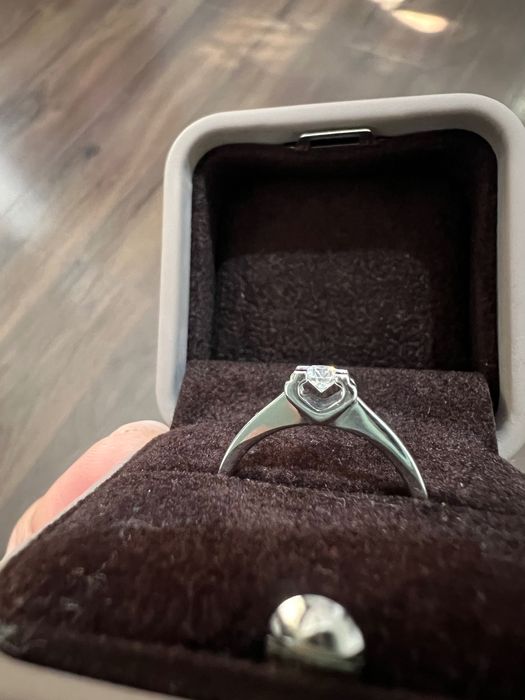 Inel cu diamant natural