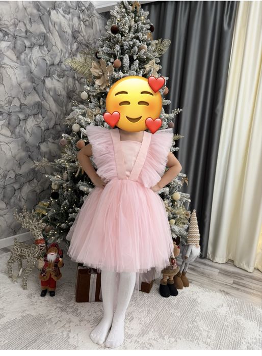 Продам платье на рост 134