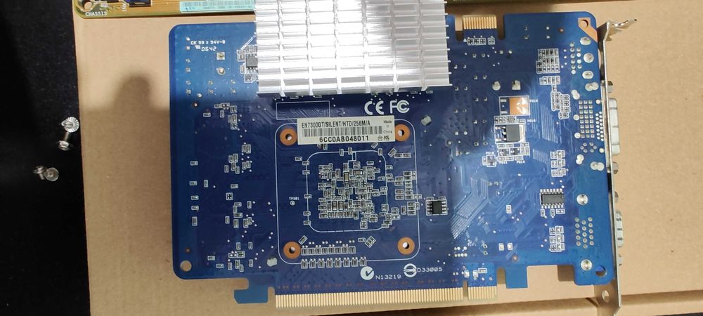 Vand kit retro pretabil pentru Windows XP