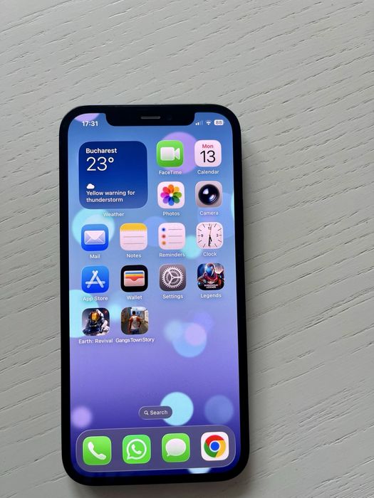 Vand telefon iphone 12