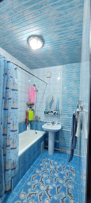 Продаётся 3 комнатная квартира