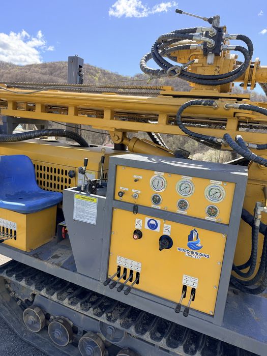 Utilaj de foraj 300 m