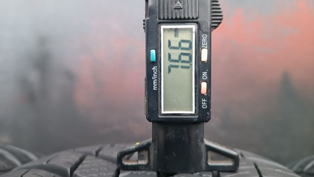215/55/17 Nexen Дот 2423