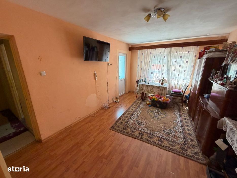Apartament 2 camere, etaj 2 - Cugir