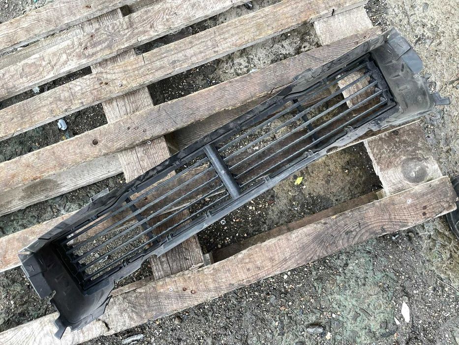 Подвижна Клапа на Радиатор BJD650R12 Mazda3 2014 2.0бен 121kW