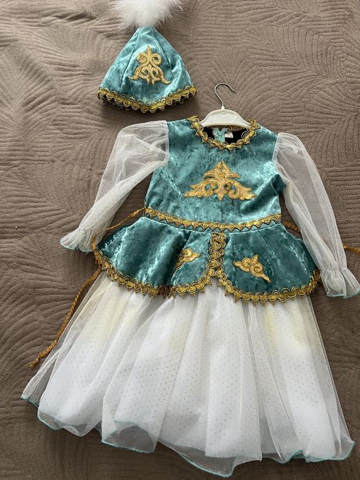 Продам платье для девочек