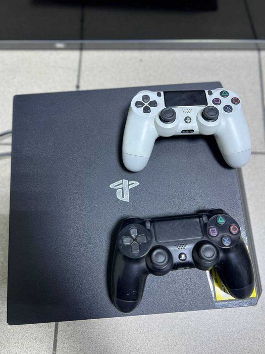 Sony PlayStation 4ProCUH-7208B (Шымкент Туркестанская3,13)лот1016/107