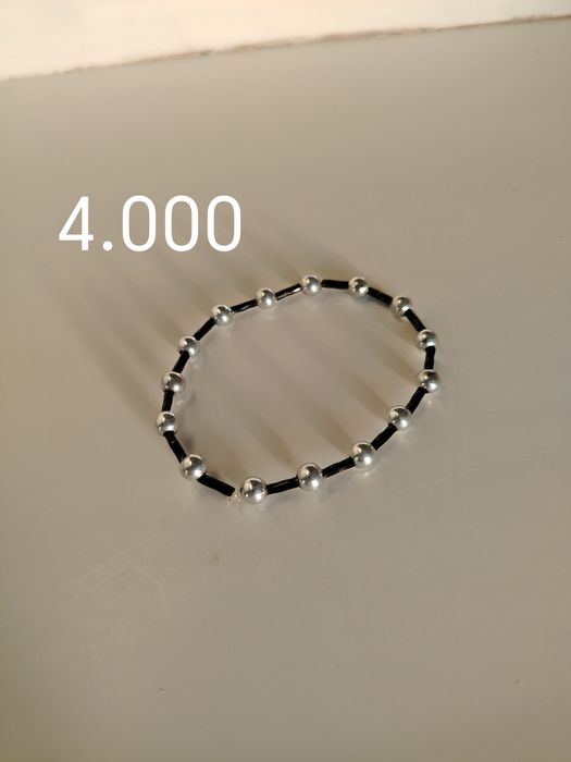 Продаю браслеты своими руками