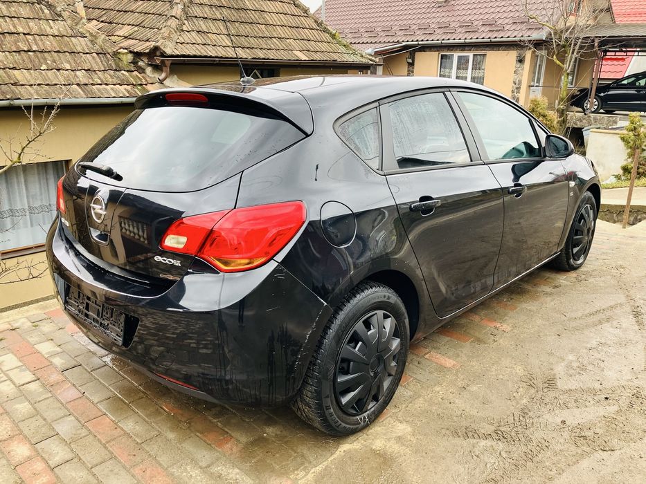 Opel Astra J  an 2012 neinmatriculata