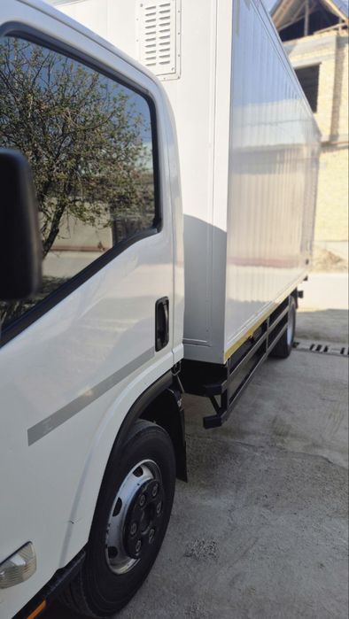 Isuzu CNG N82 2015 sotiladi