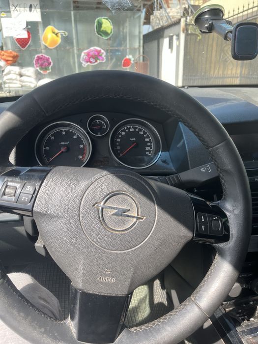 Opel astra h break 1.9 cdti