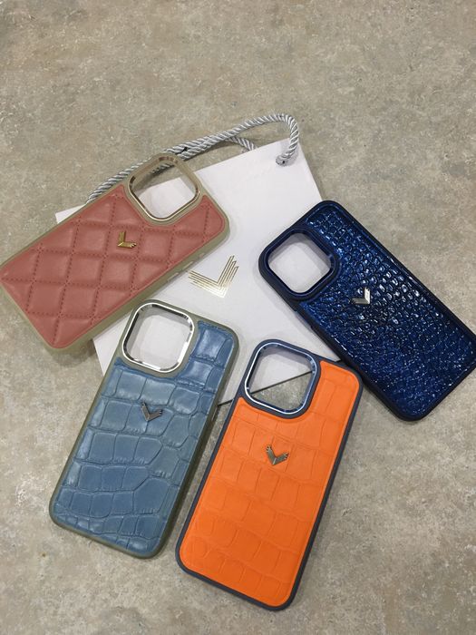 Vand huse Velante pentru Iphone 15 pro max