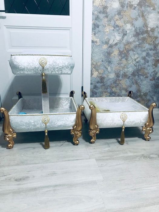 Продам две корзины новые