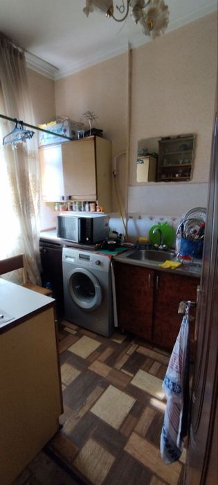 Продам 1/3/4кирп галерея. 45кв м.