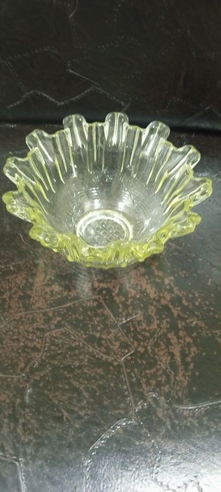 Вазы под фрукты и салаты