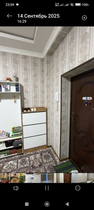 Срочна продается 2 комнатная квартира