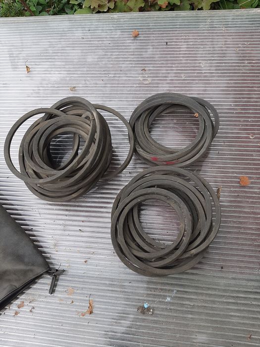 Вот такие ремни продам