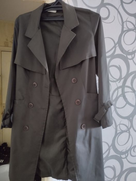 Плащ женский размер 46