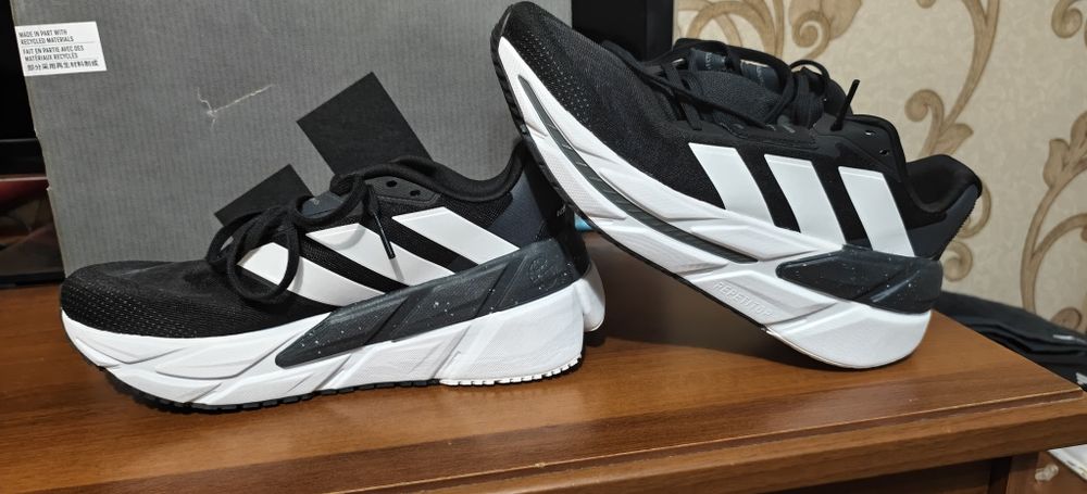 Adidas кроссовки
