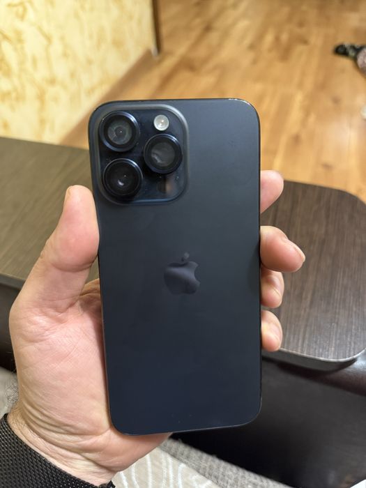 Продам айфон 15 про макс 512 гб