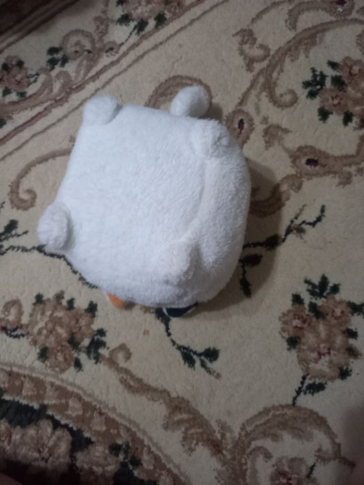 Продаётся  игрушка  котик  квадратный  совершенно  новый   нету  дырок