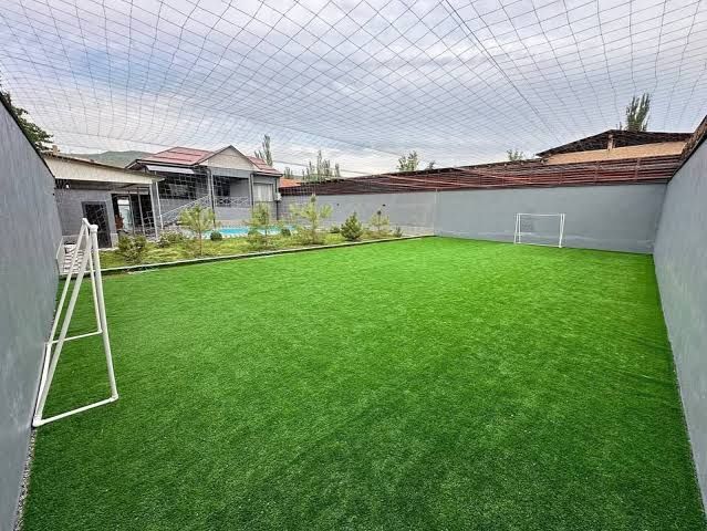 Suniy gazon chim suniy zabor fetostina o'rnatish VA sotish