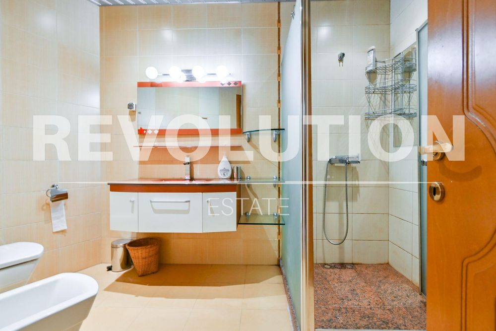 Дава се под наем Тристаен апартамент в София, Витоша - 150 кв.м за 1200 € - Снимка #14