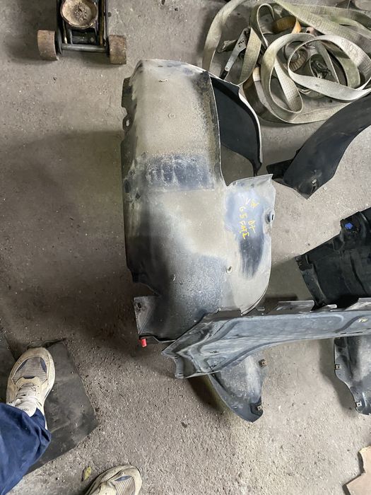 Carenaje Fata VW Golf 5 2004-2008 Aparatori Roti Roata Scut Motor