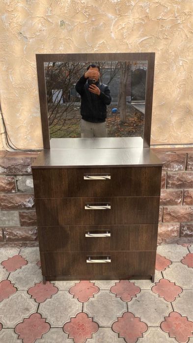 Комод с зеркалом +доставка