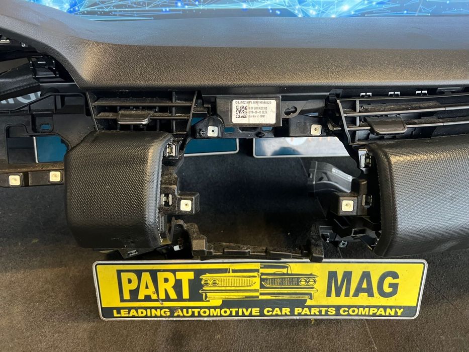 Табло арматурно с бег Renault Clio V 2021 Рено Клио 5 леки драскотини