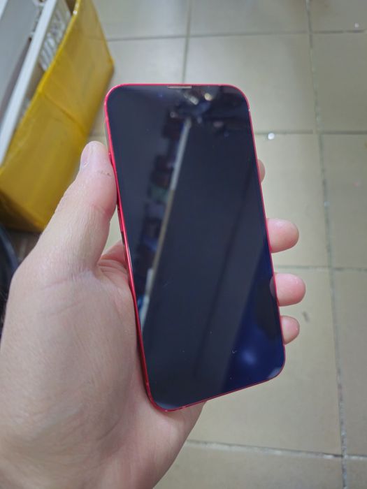 iPhone 13 128gb Red