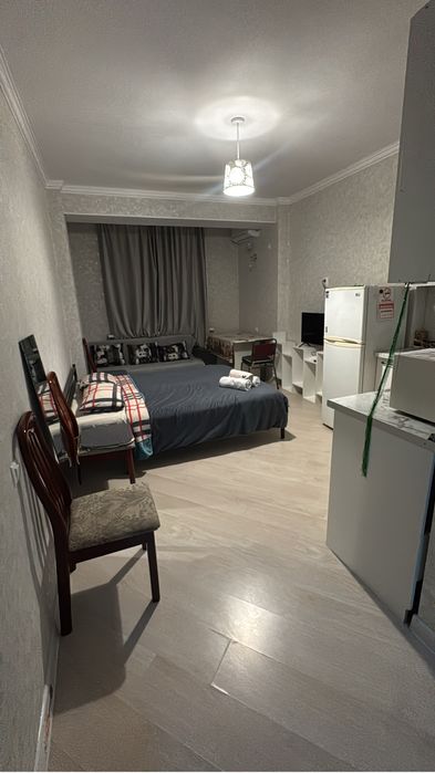 Продам кровать с ортопедичпским матрасом