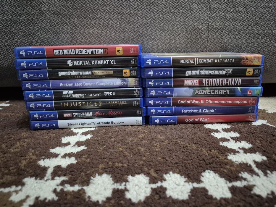 СРОЧНО,продам Playstation 4 slim 1tb