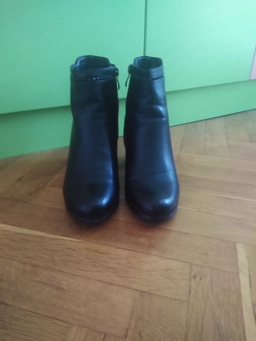 Дамски  боти и ботуши