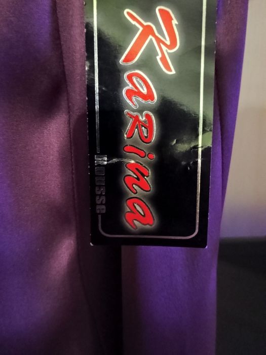 Елегантна дамска рокля