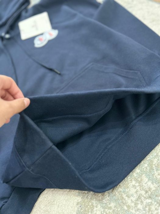 худи бренд Moncler