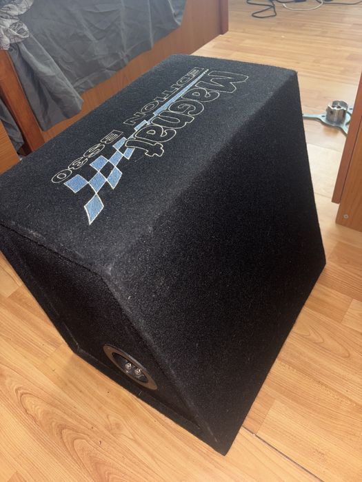 incinta Subwoofer Magnat BS30